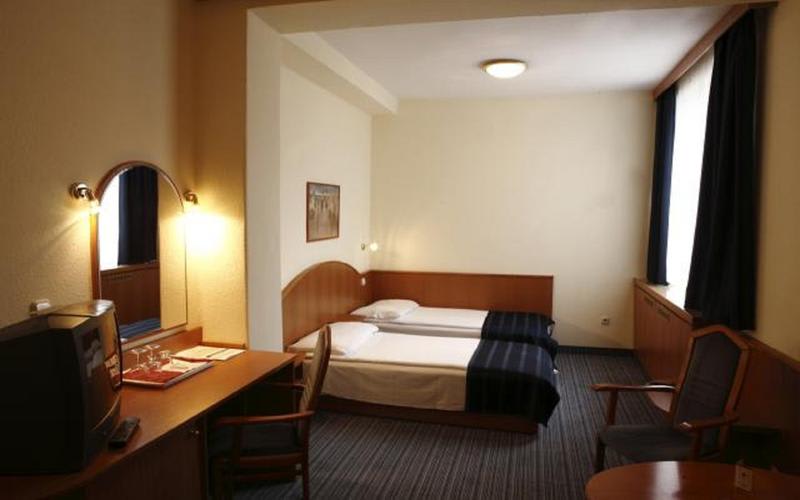 Hotel Benczur photo 2