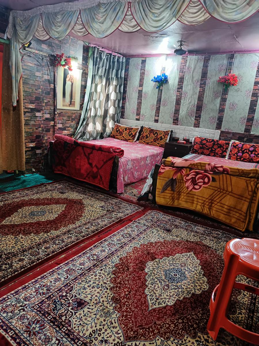 Hotel Island photo 3