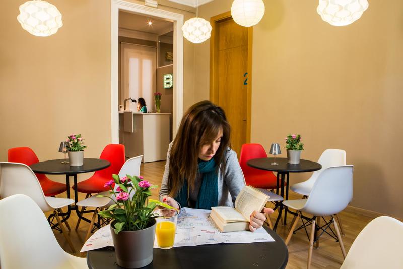 Born Barcelona Hostel photo 4
