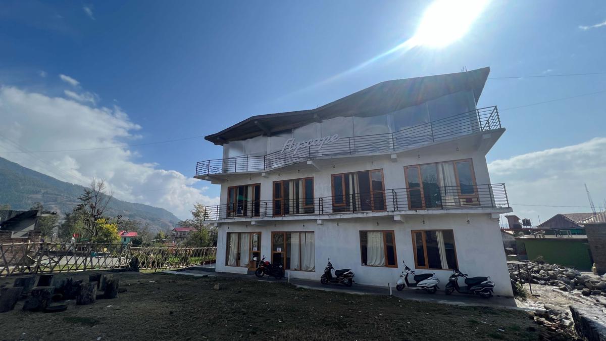 Flyscape Hostel photo 4