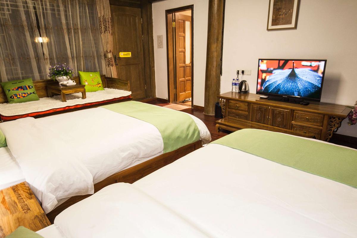 The HideAway Inn photo 1