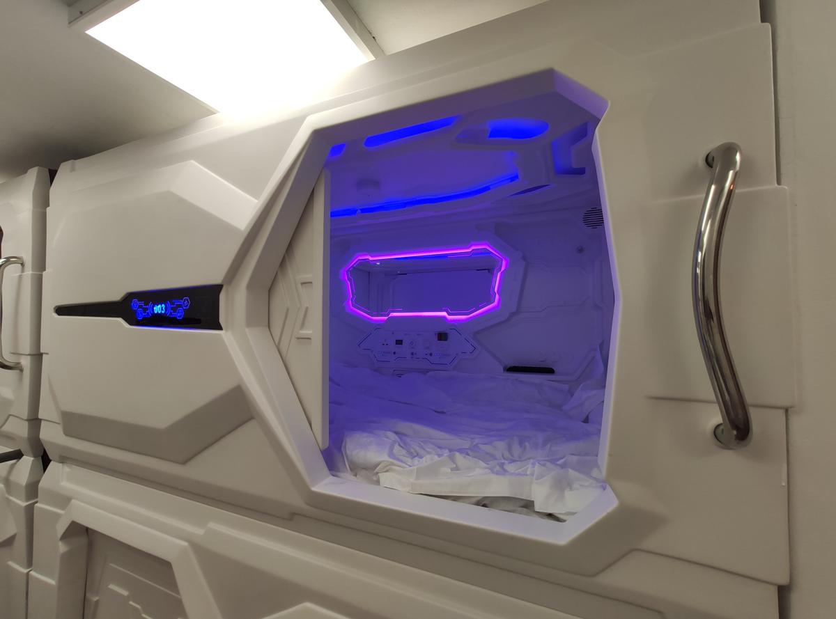 Capsule Space X photo 1
