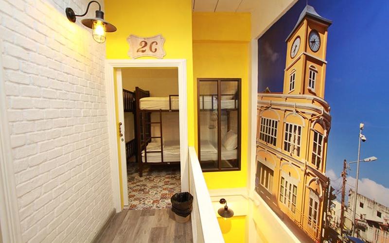 Sino Hostel @ Kata photo 1