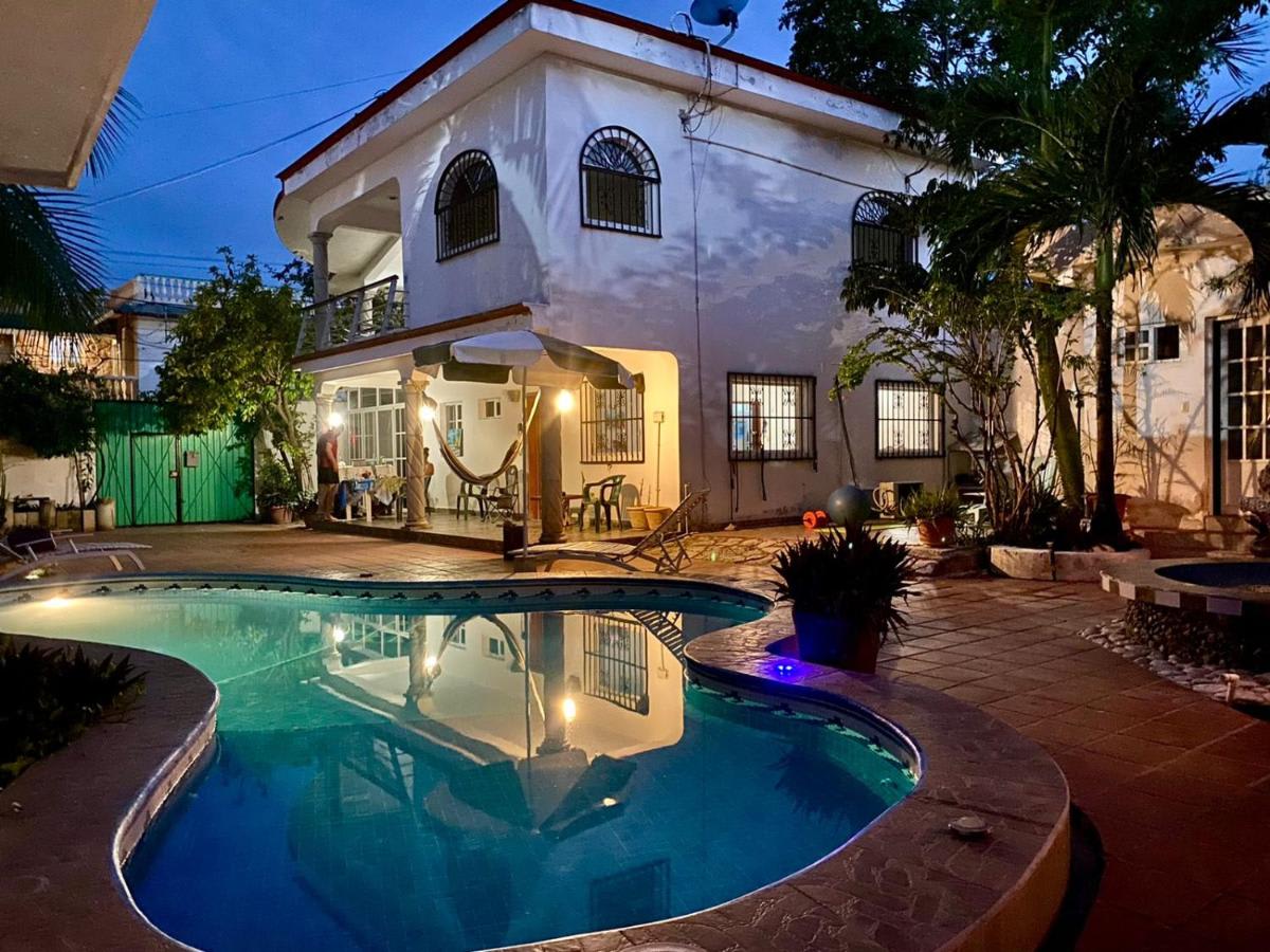 Casamaya Hostel & Diving photo 1