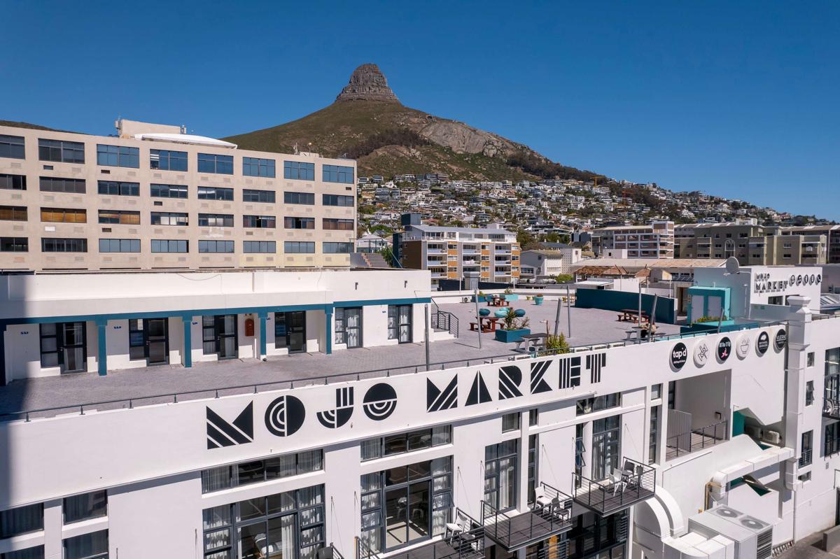 Mojo Hostel & Market photo 2