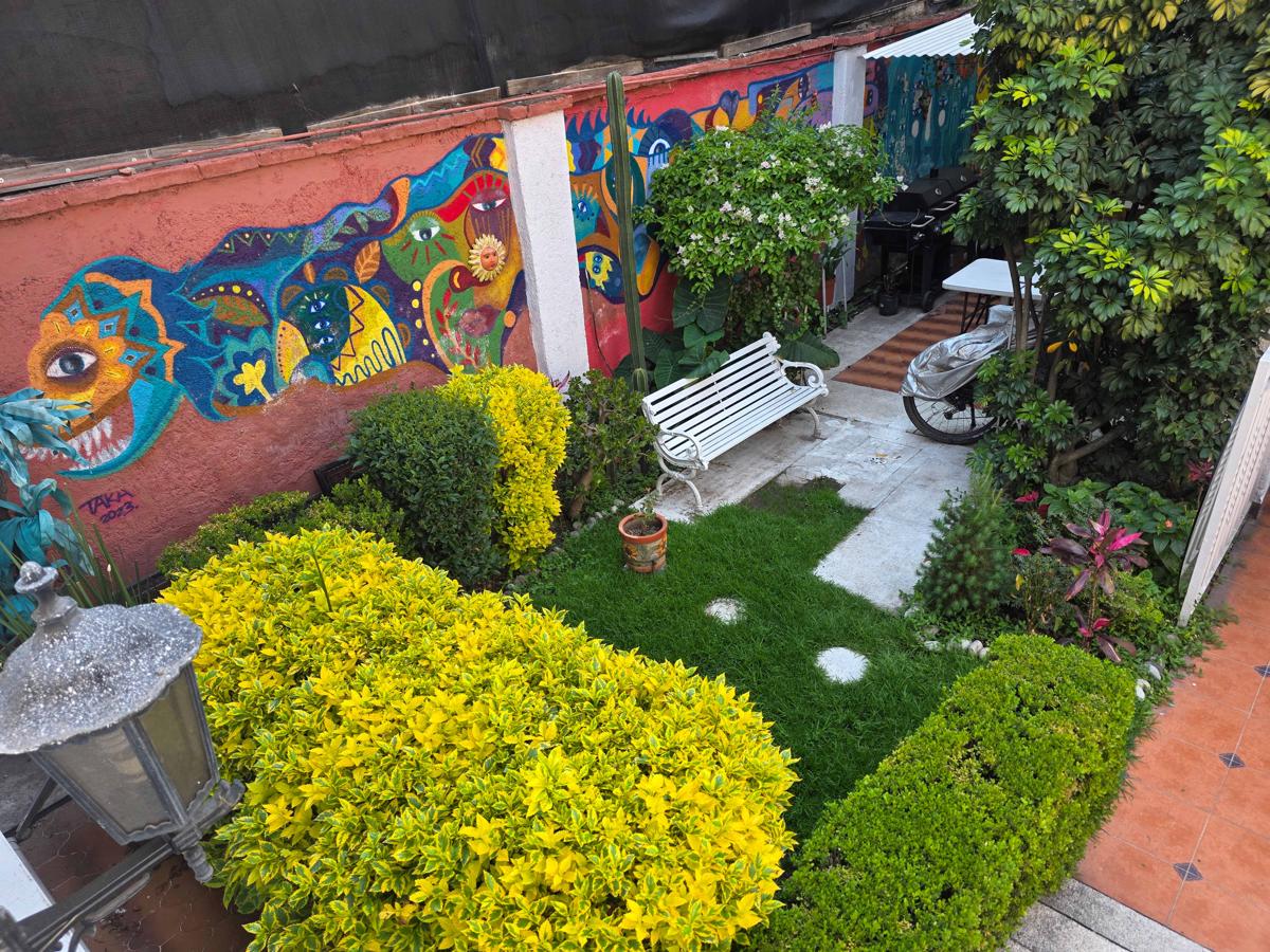 Anys Hostal photo 4