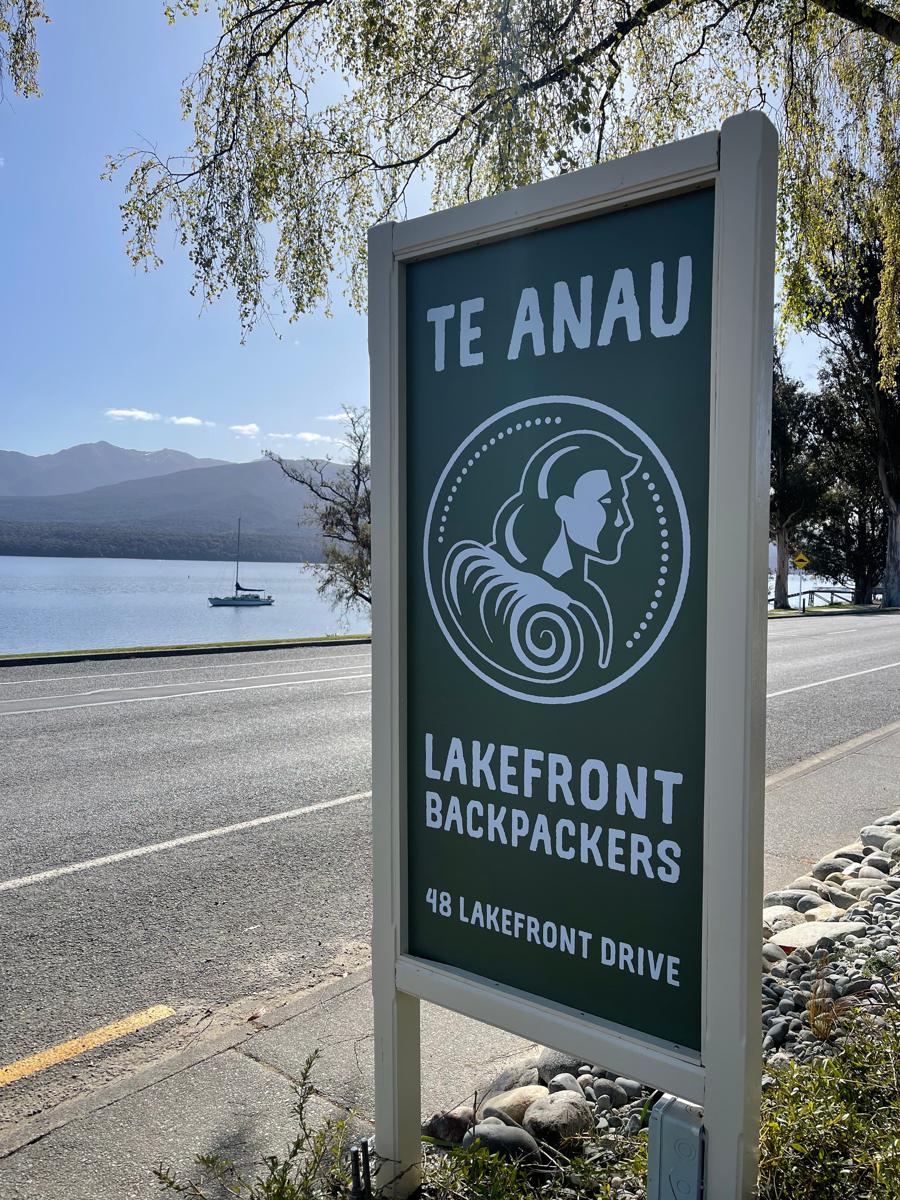 Te Anau Lakefront Backpackers photo 1