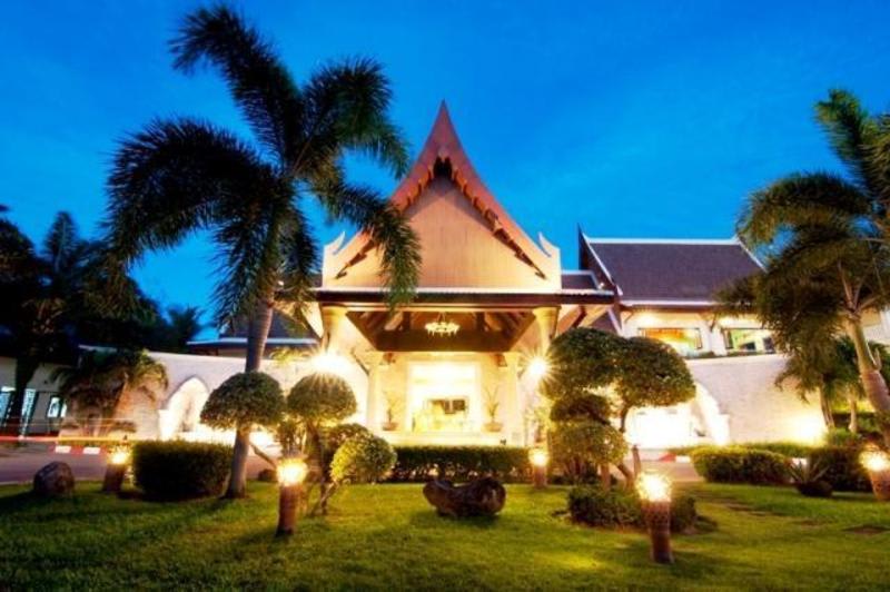 Deevana Patong Resort & Spa photo 2