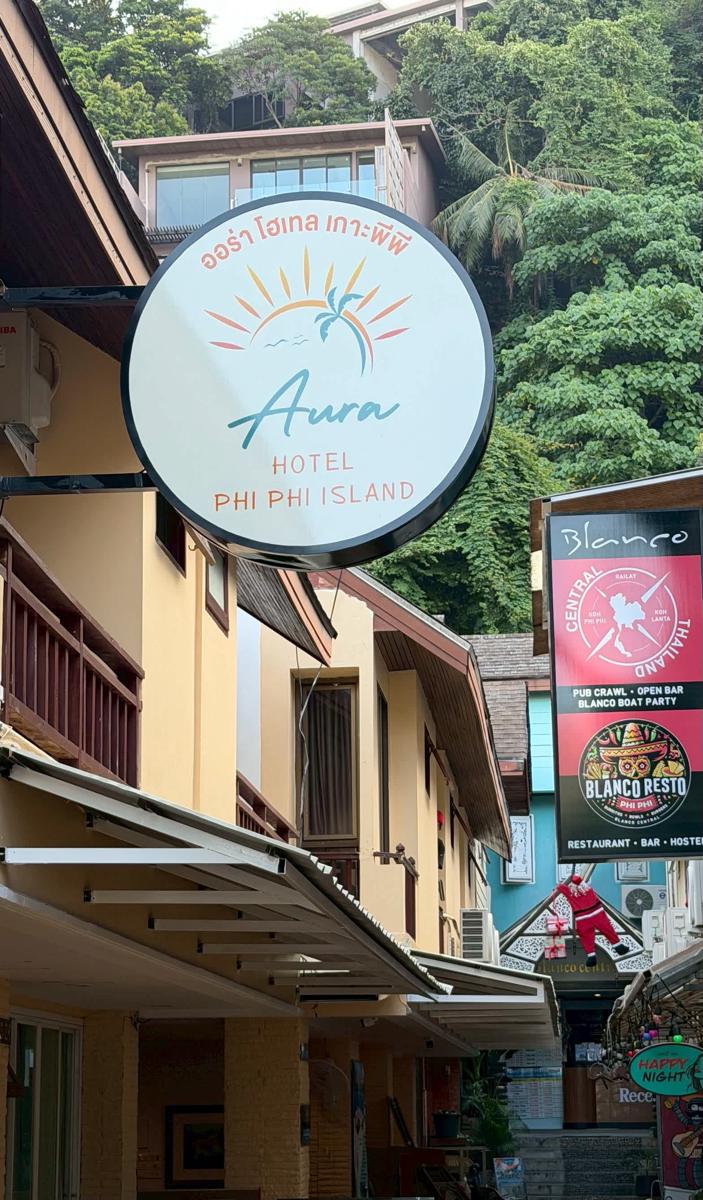 Aura Hotel photo 1