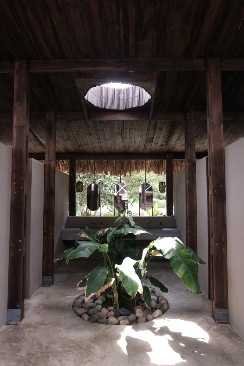 UNÚ Beach Hotel photo 2
