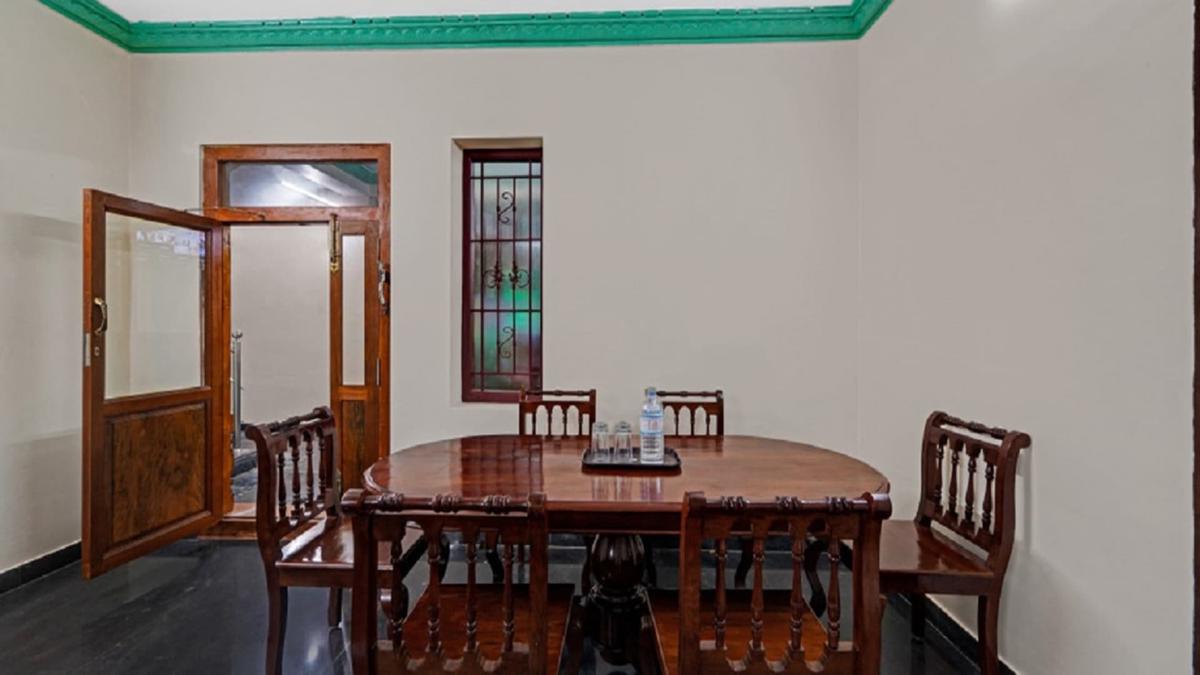 Sri Saveraa Residency photo 5