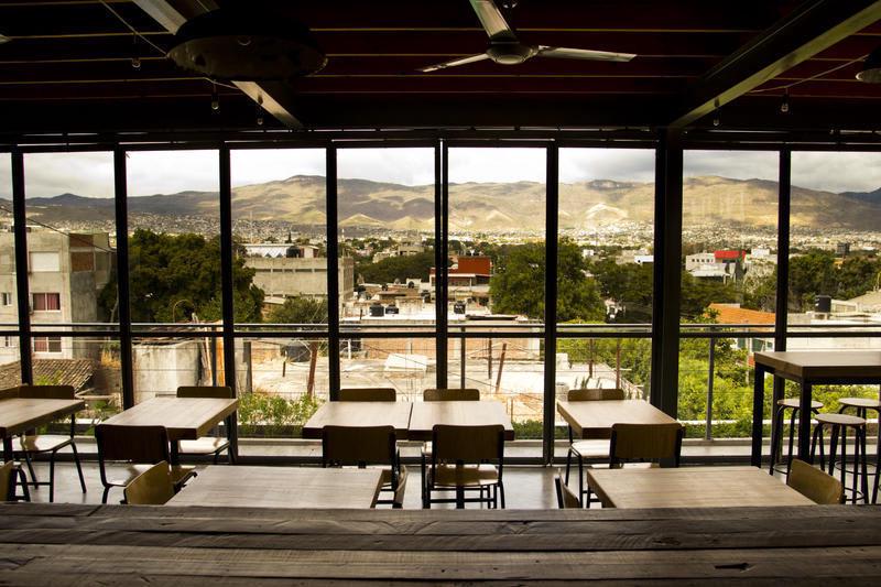 Hostal Tres Central photo 1