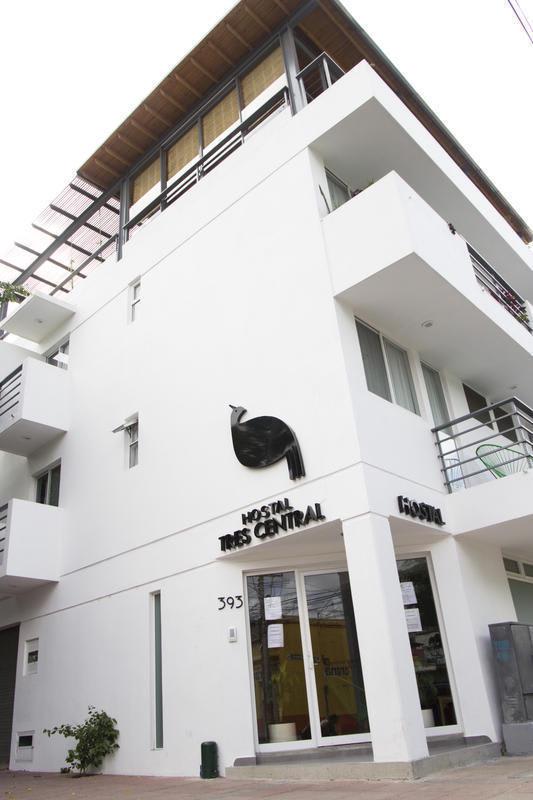 Hostal Tres Central photo 2
