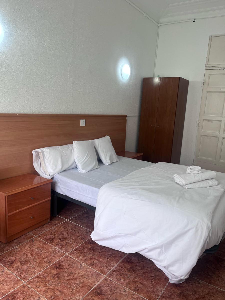 Hostal Alonso No Limit Madrid photo 4