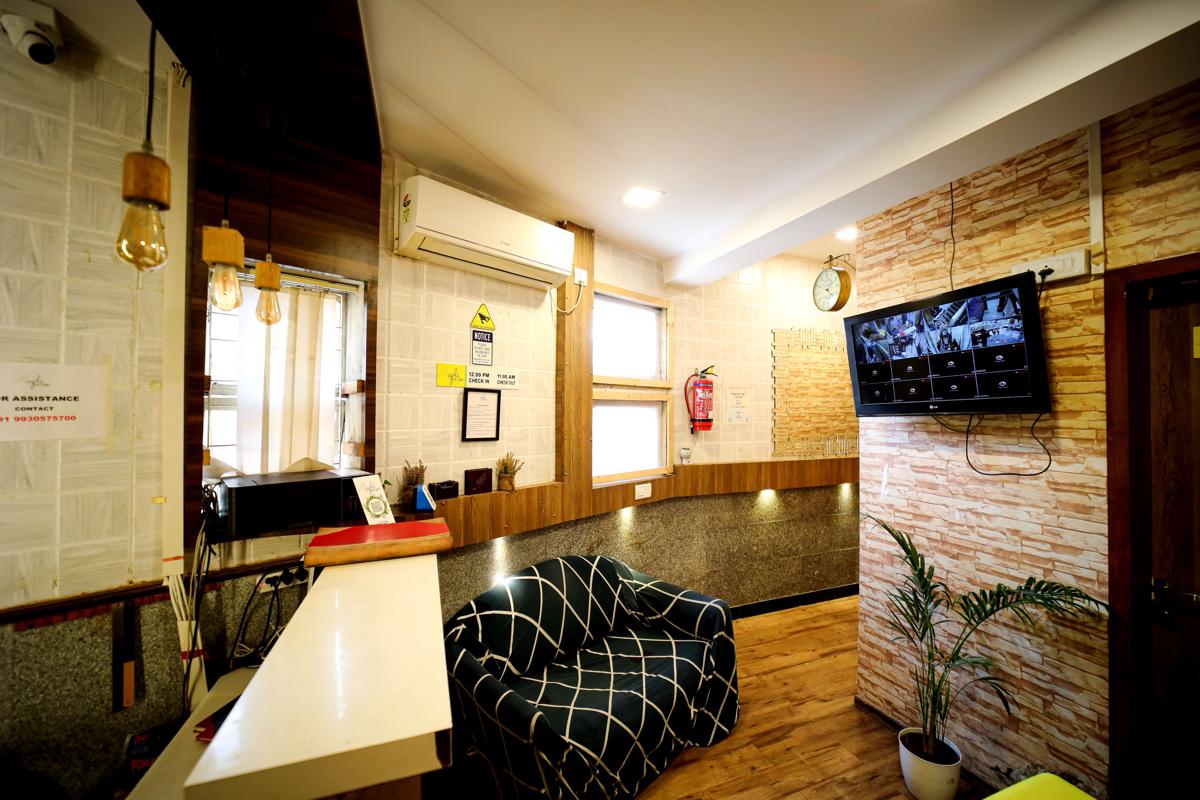MAPLE THE HUBZ- A Backpacker Hostel photo 4