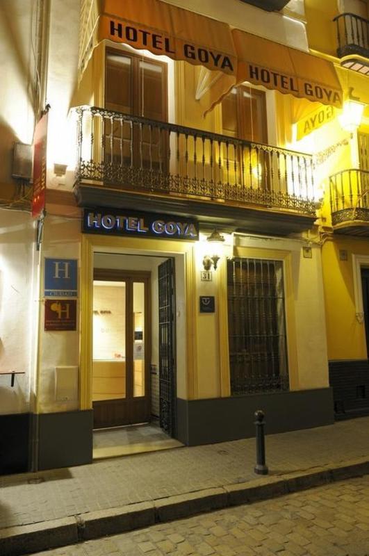 Hotel Goya photo 2