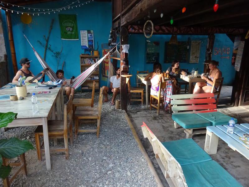 Hostal Moai B&B Surfcamp photo 3