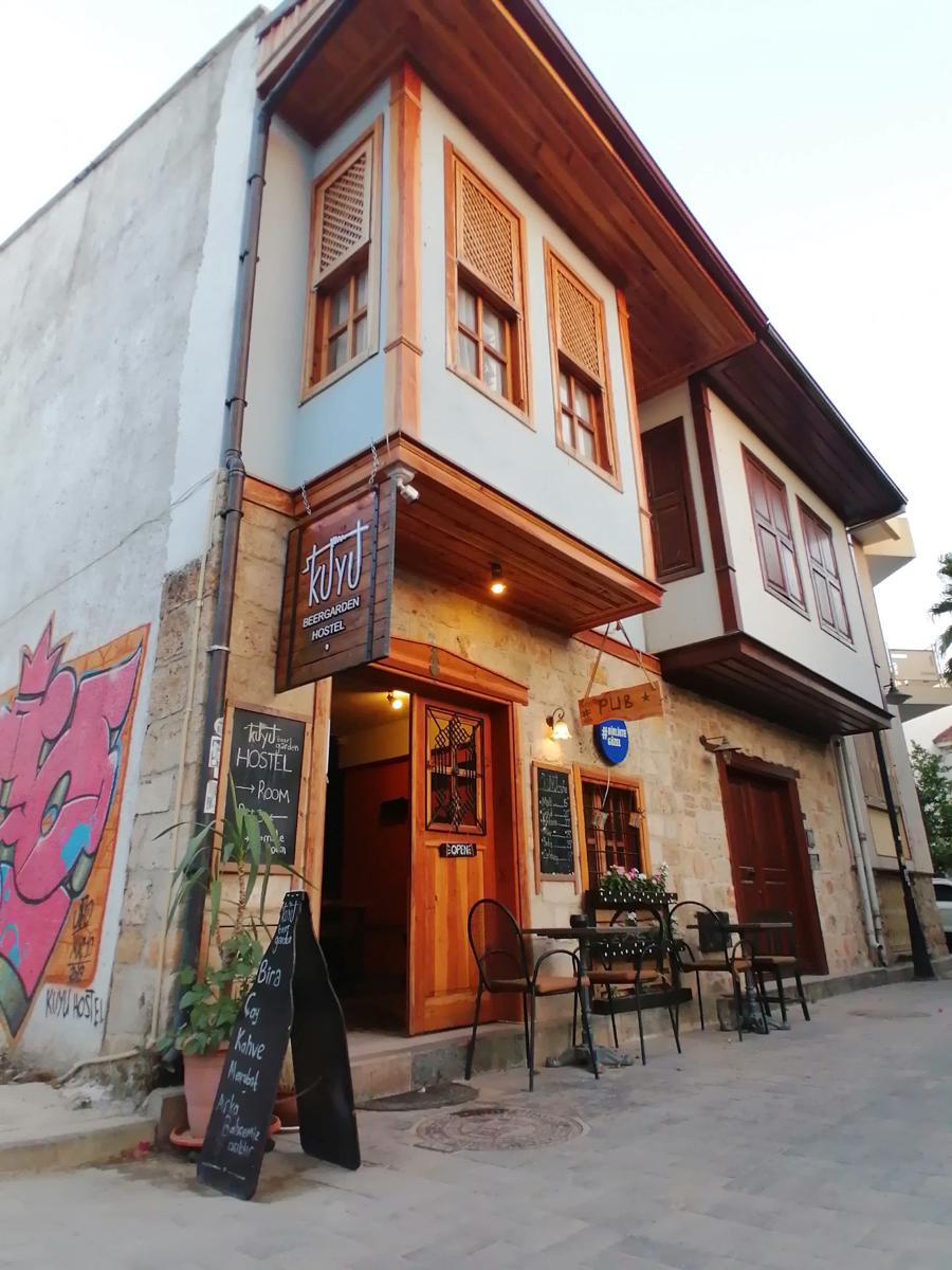 Kuyu Beergarden & Hostel photo 1