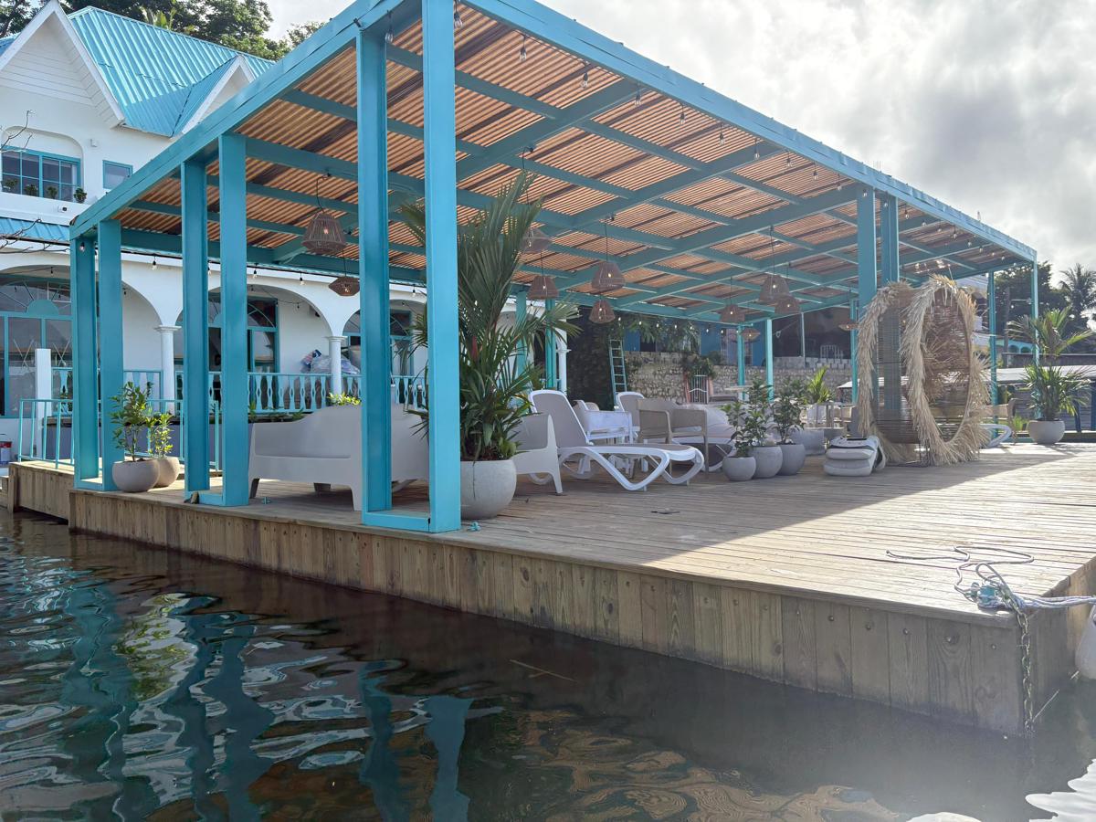 Adra Hostel Peten photo 2