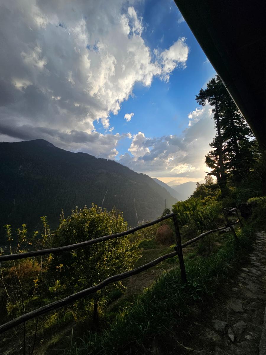 Parvati's Lap Hostel & Camps photo 1