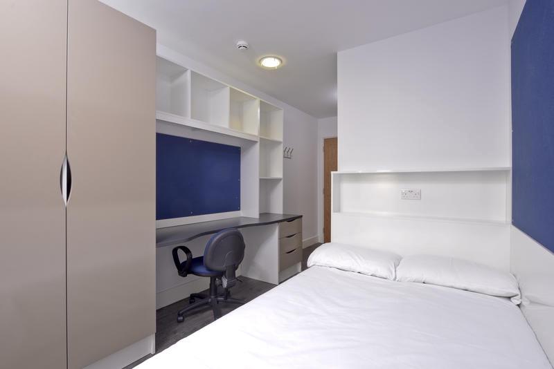 Destiny Student - Brae House photo 3
