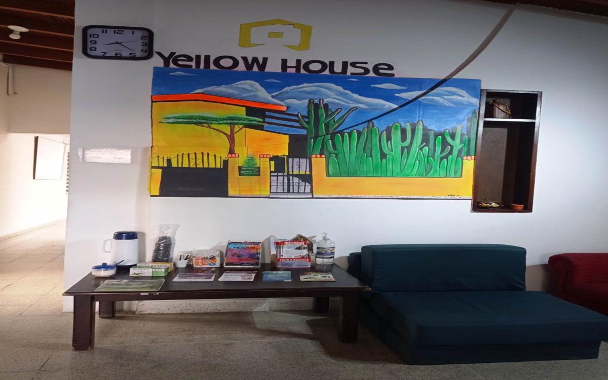Yellow House Hostel photo 4