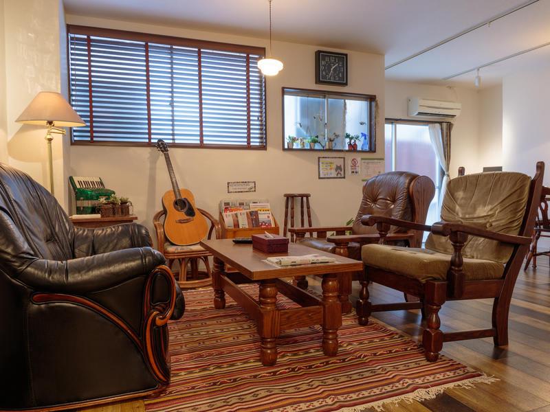 J-Hoppers Hiroshima Guesthouse photo 3