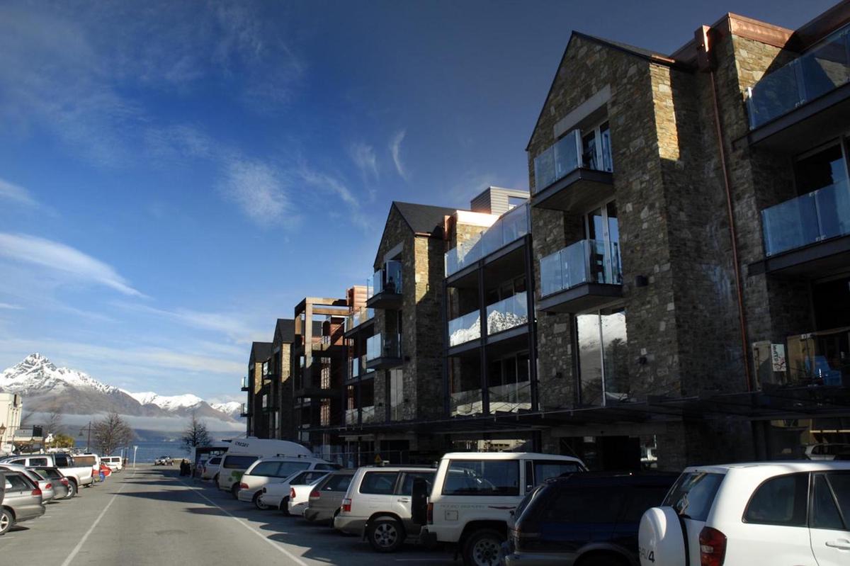 Nomads Queenstown photo 2
