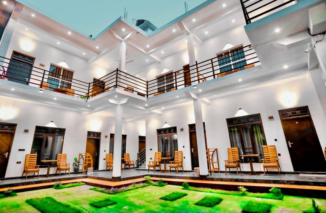 Oval Bay Resort photo 1
