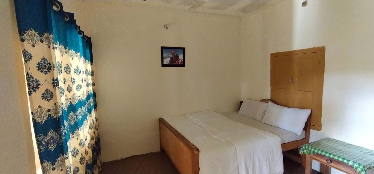 Hunza Backpackers Inn photo 3