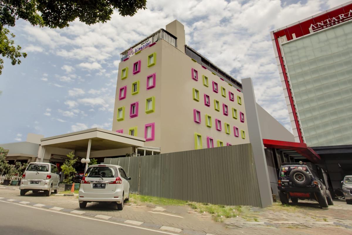 Capital O Aleander Hotel photo 3