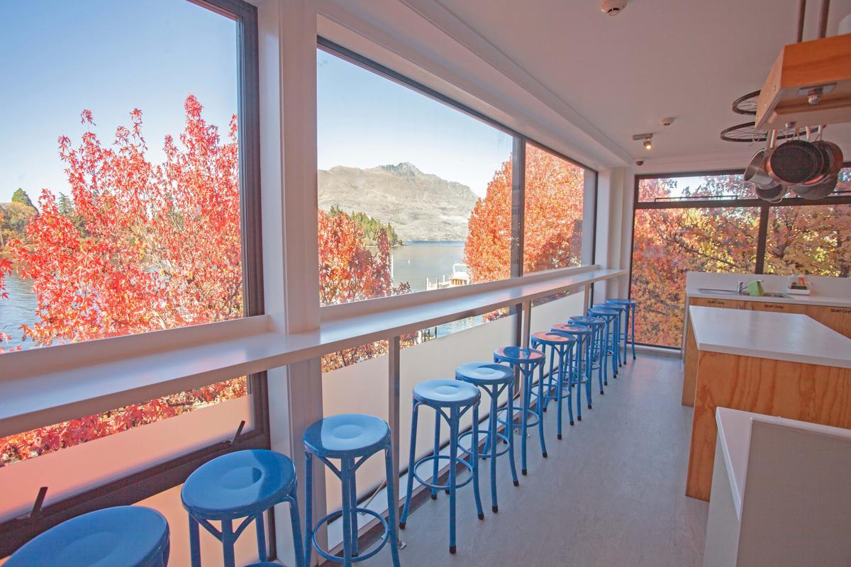 Absoloot Hostel Queenstown photo 3