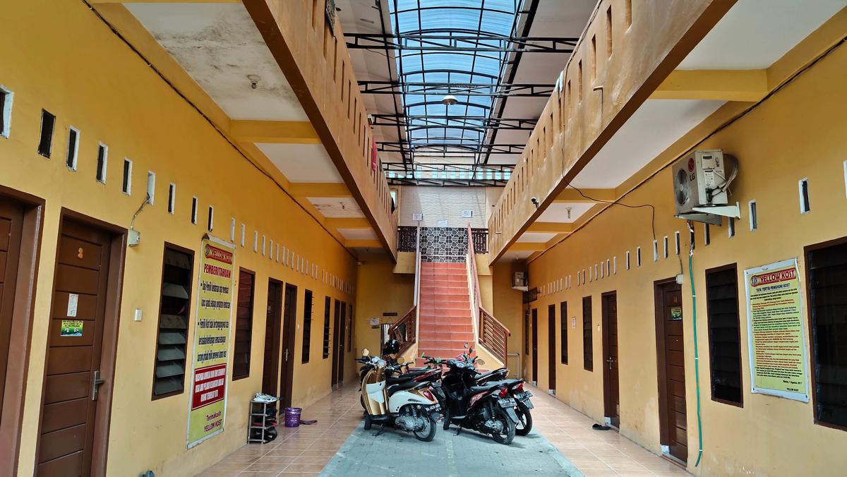 YELLOW HOUSE Medan photo 1