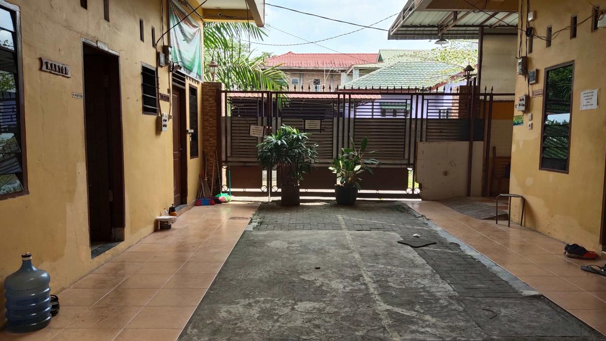 YELLOW HOUSE Medan photo 4