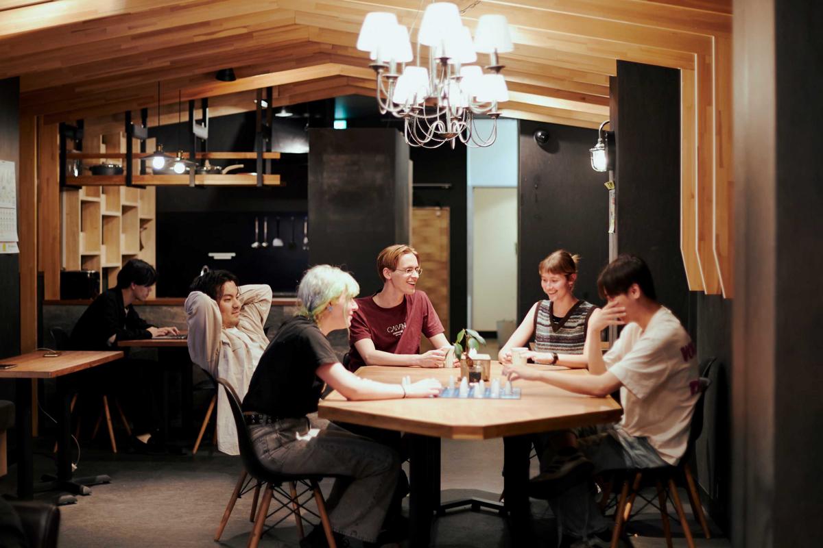 Namba Guesthouse HIVE photo 2