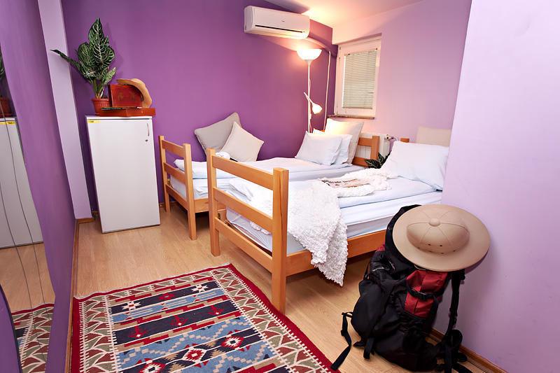 Hostel 360° photo 2