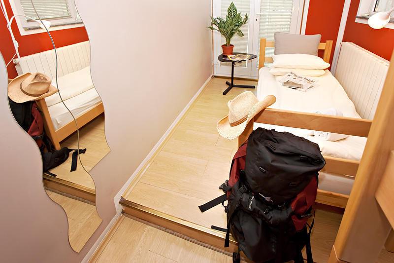 Hostel 360° photo 6