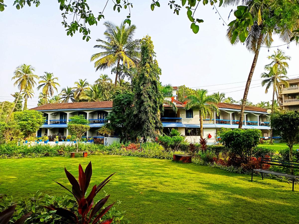Carina Beach Resort photo 3