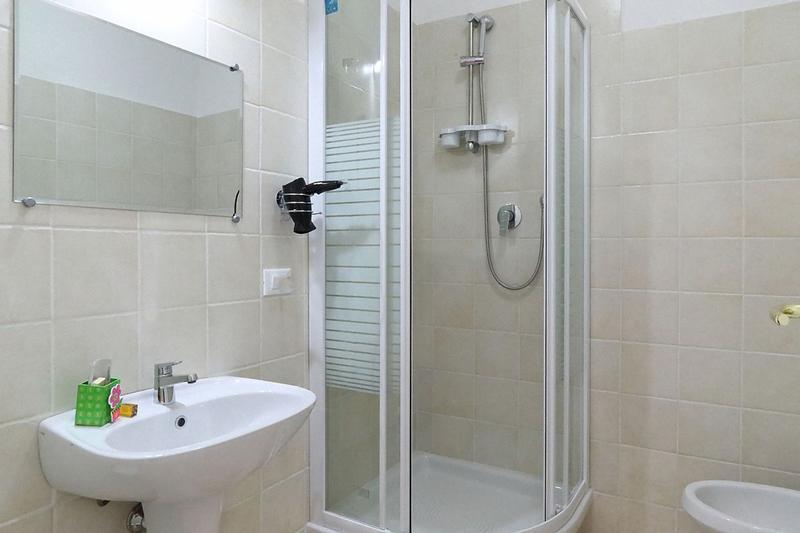Mia Palace B&B and Hostel photo 6