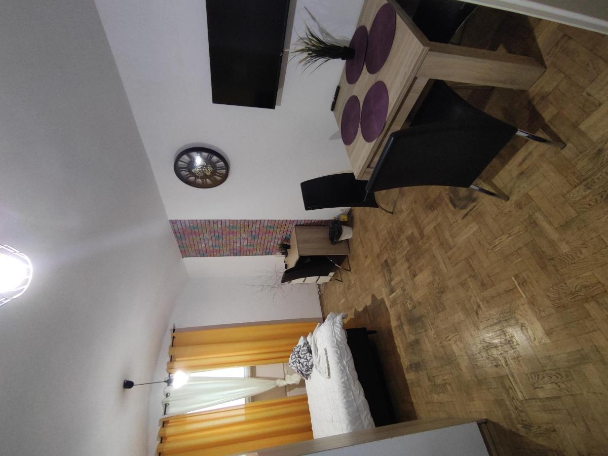 Lorf Hostel&Apartments photo 6