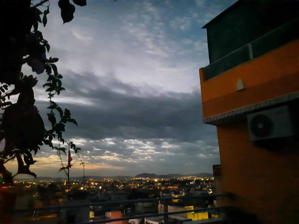 Hotel Yellow Heights photo 1