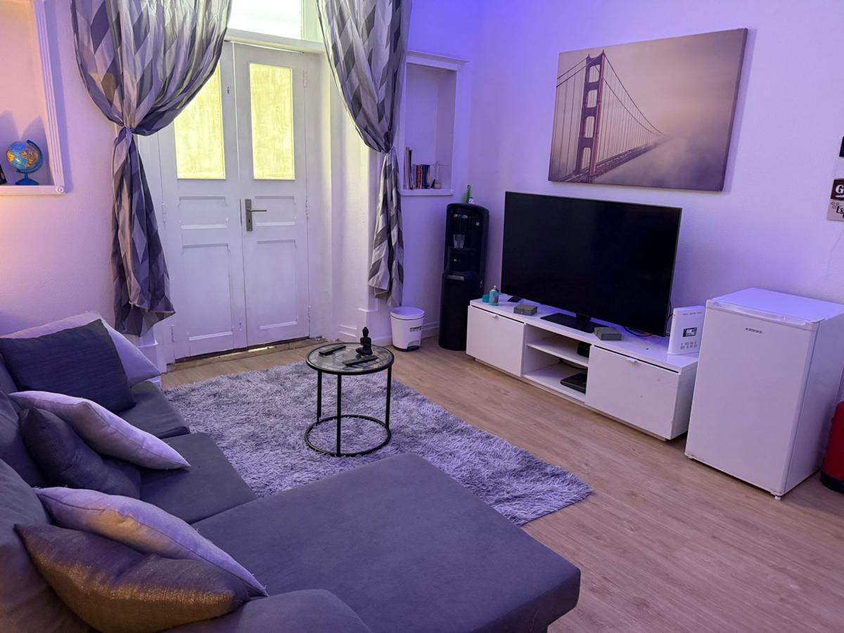 Rostelbem Guesthouse Lisbon photo 4