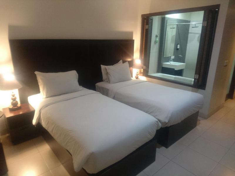 Suris Boutique Hotel photo 3