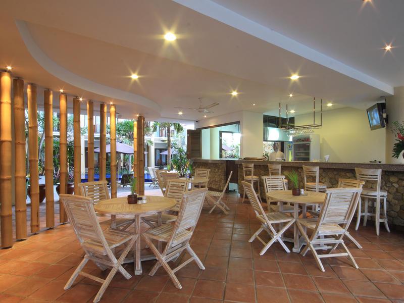 Suris Boutique Hotel photo 6