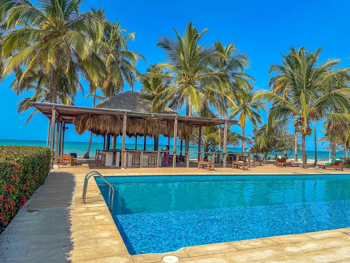 Huku Beach Hostel photo 1