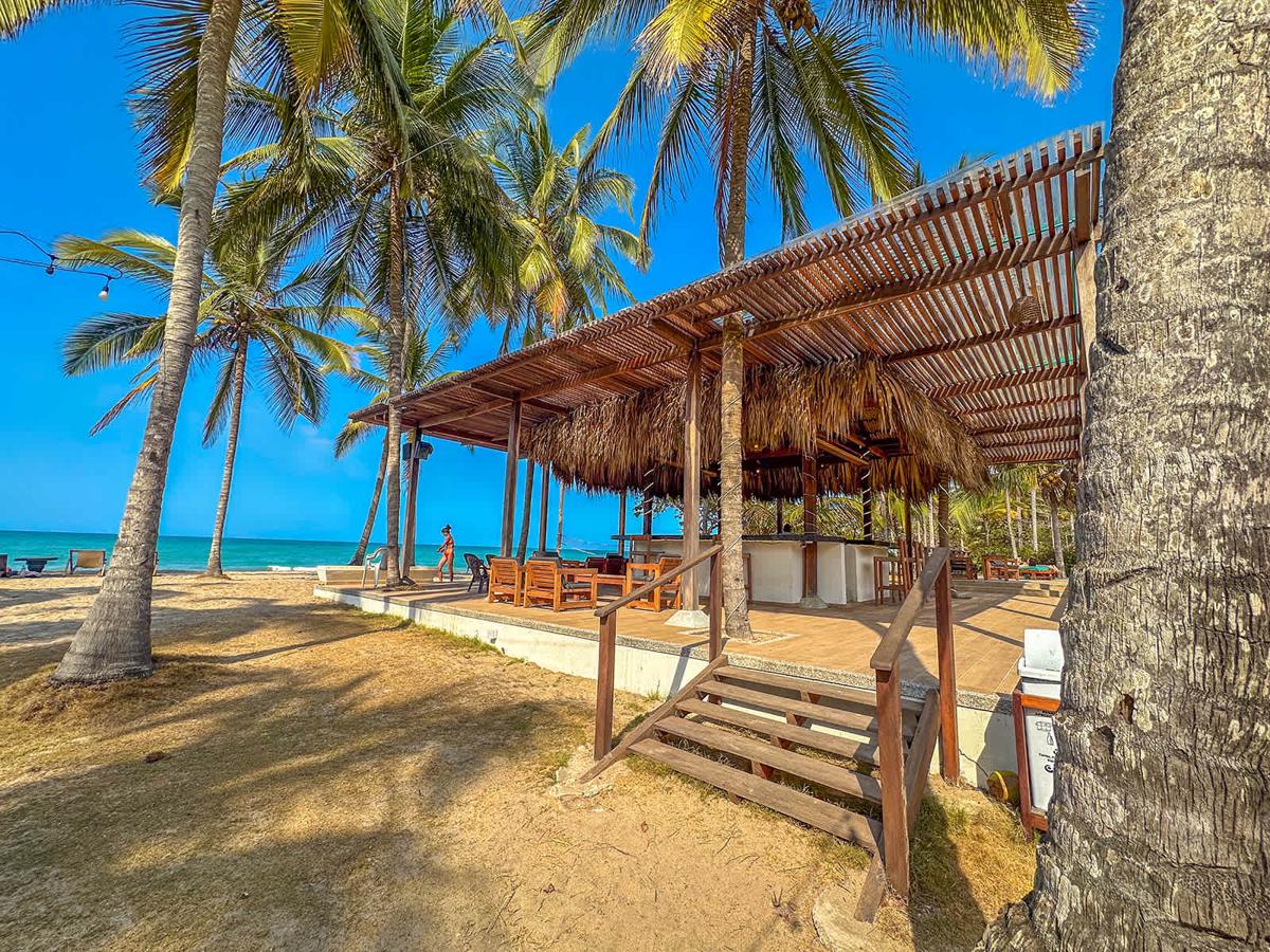 Huku Beach Hostel photo 3