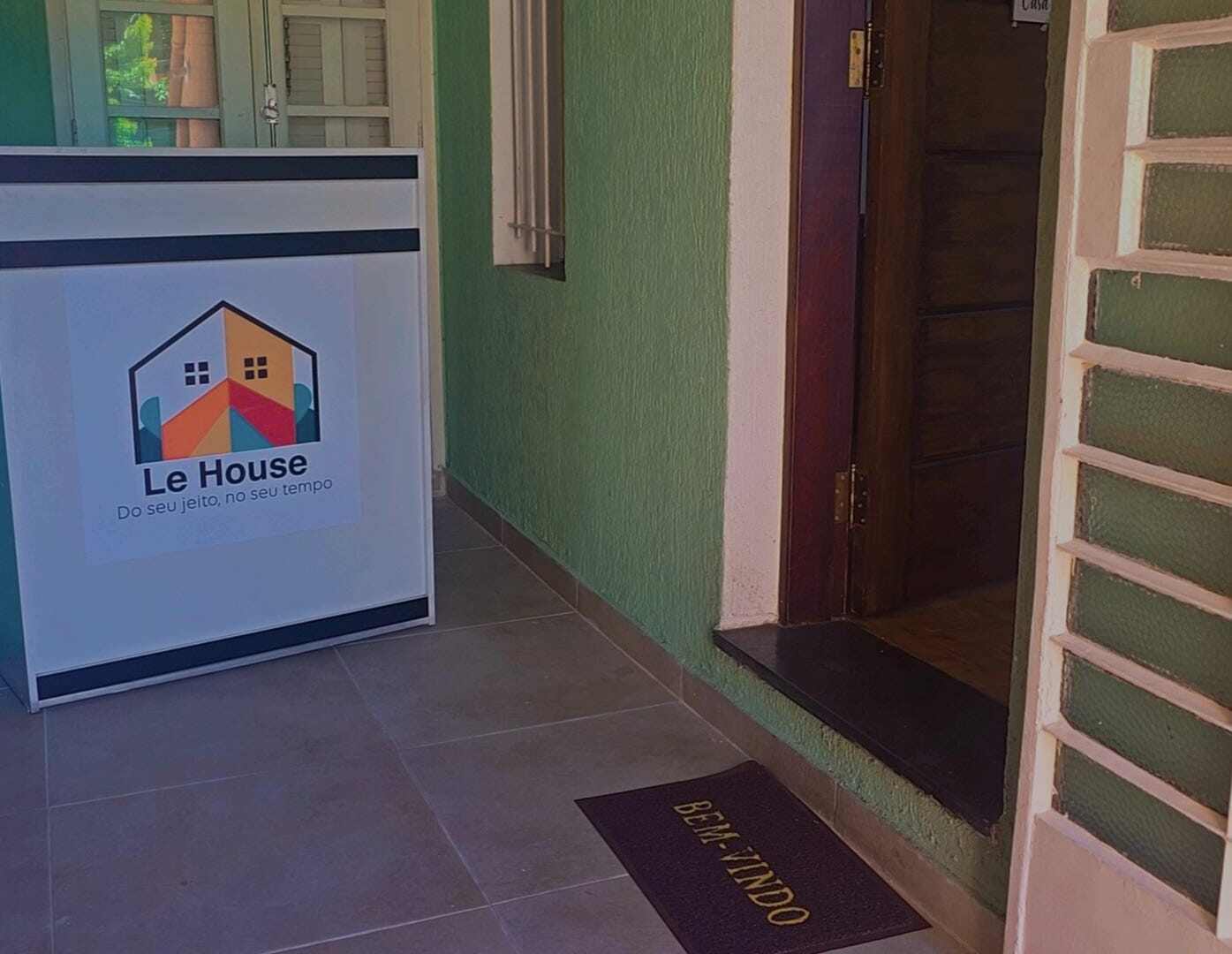 Le House SP photo 3