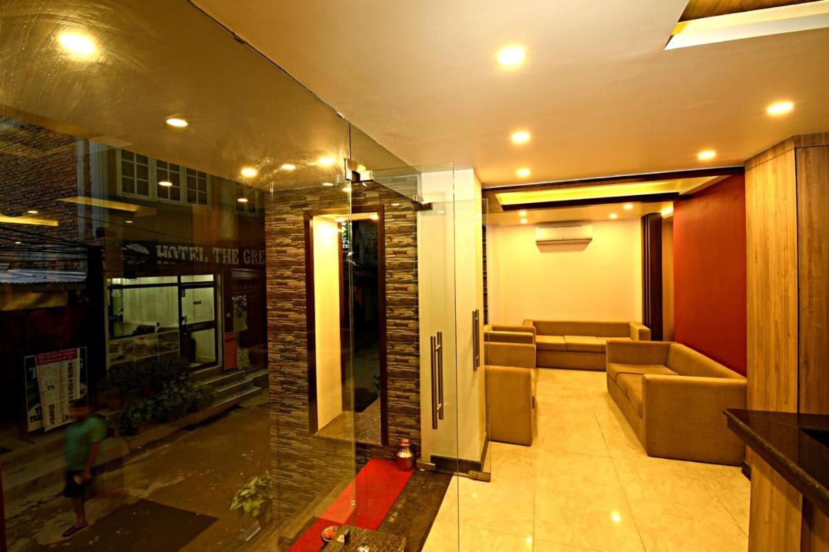 The Milestone Hotel photo 2