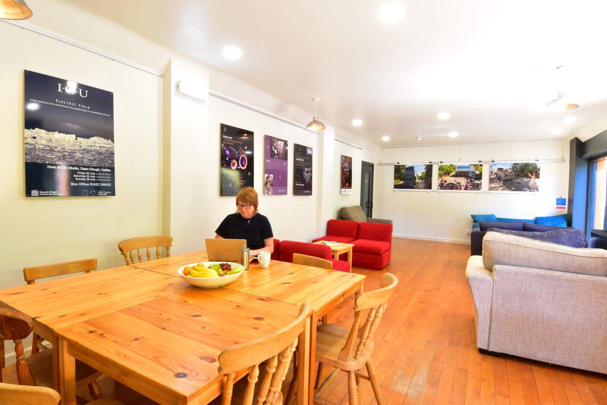 IOU Hebden Bridge Hostel photo 3