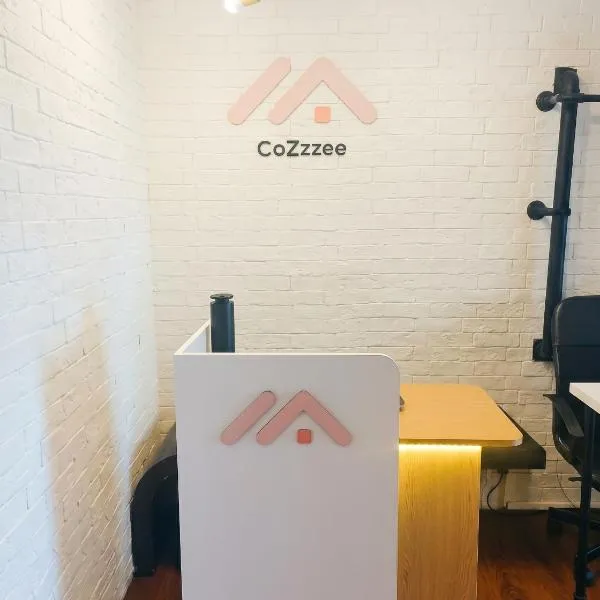 CoZzzee Hostel photo 5